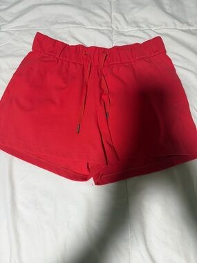 lululemon On the Fly Mid-Rise Short 2.5" Woven